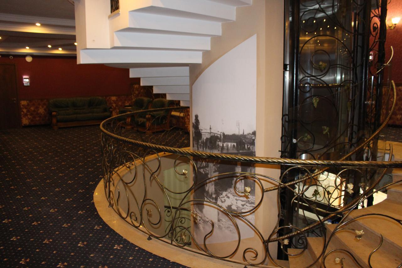 Apartment White Bridge คูทายสิ ภายนอก รูปภาพ