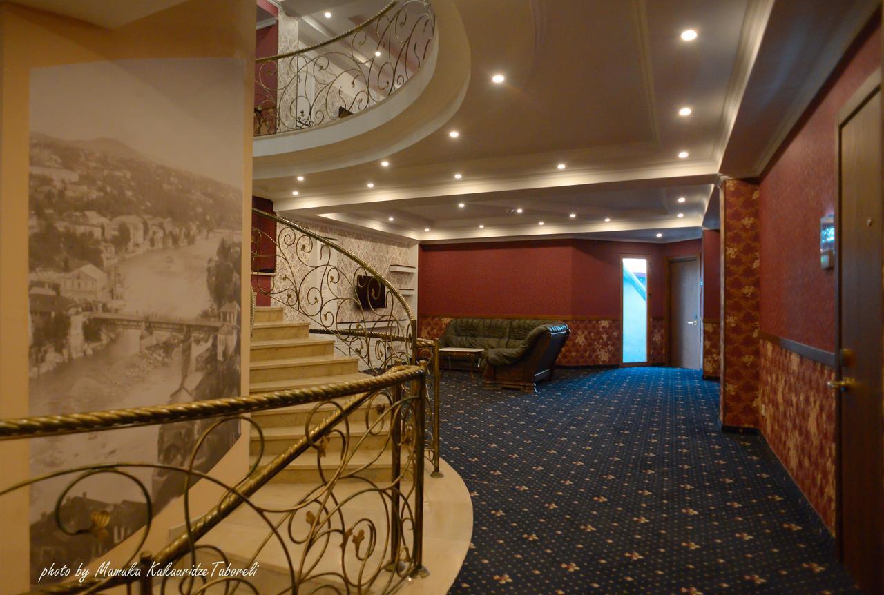 Apartment White Bridge คูทายสิ ภายนอก รูปภาพ
