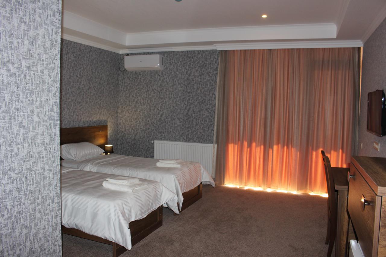 Apartment White Bridge คูทายสิ ภายนอก รูปภาพ